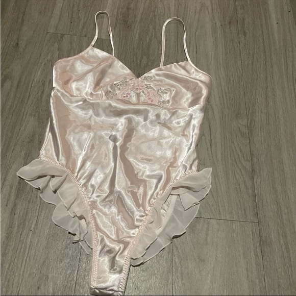 Secret Treasures Pink Satin Chemise bodysuit - Picture 1 of 3